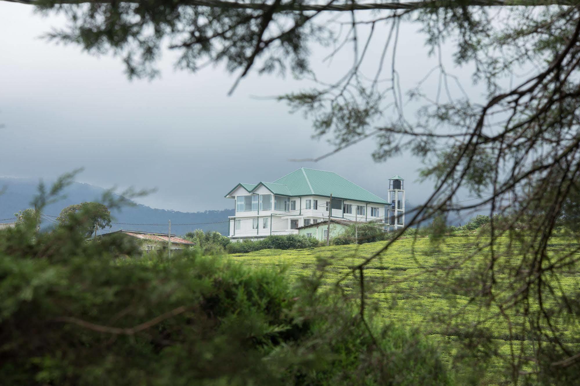 Grand Camellia Hotel Нувара Елия Екстериор снимка