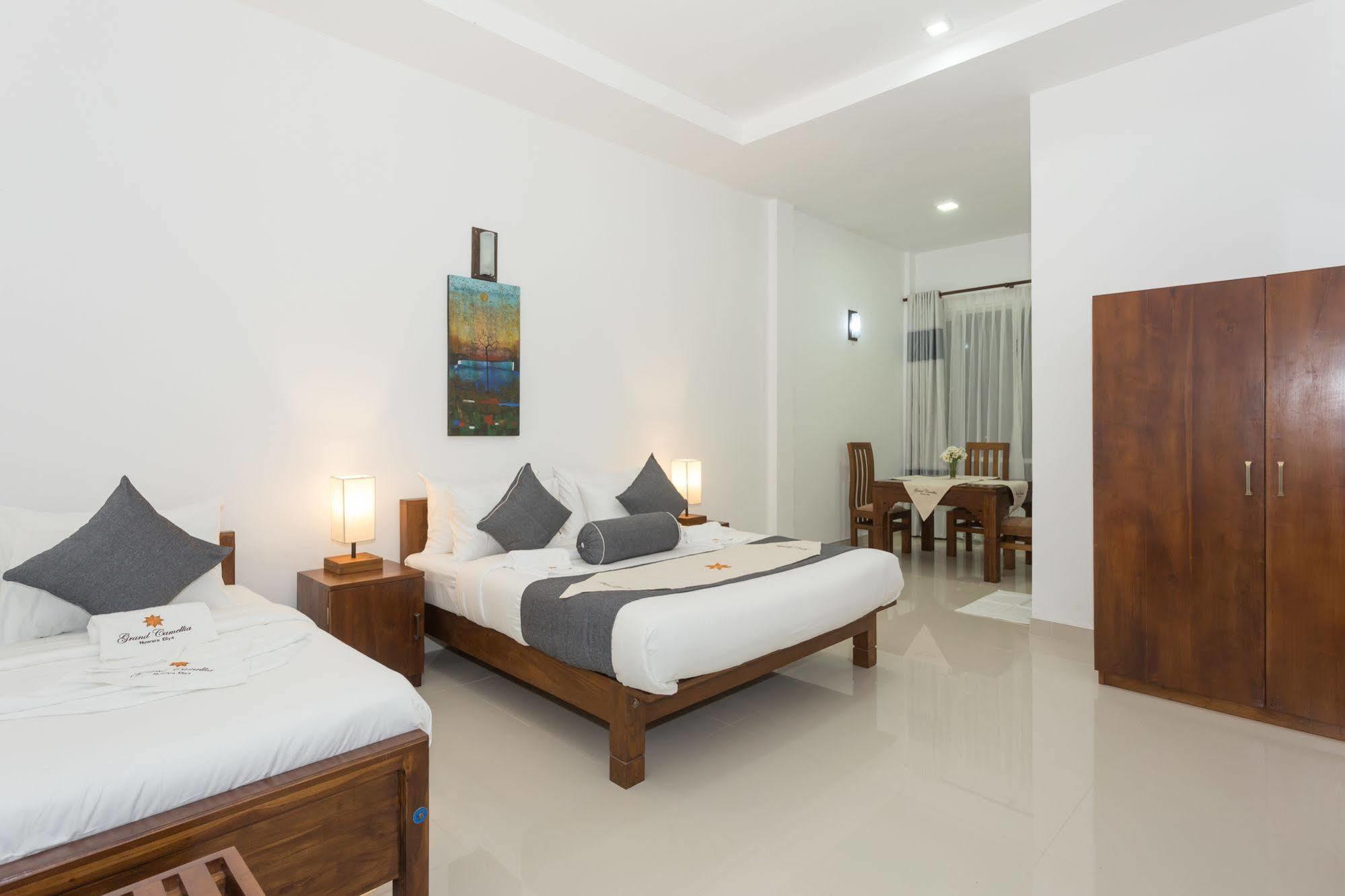 Grand Camellia Hotel Нувара Елия Екстериор снимка